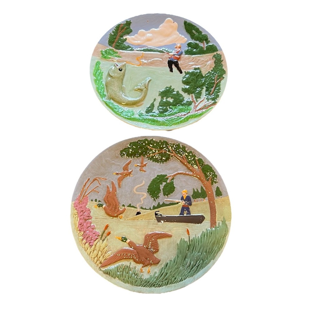Vintage 1977 CF Raised Relief Hunting Fishing Wall Plates Set Of 2 Ducks Fish